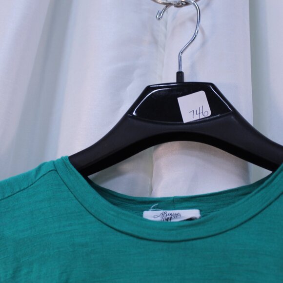 Elegant Teal Short Sleeve Women's Top - Picture 4 of 10